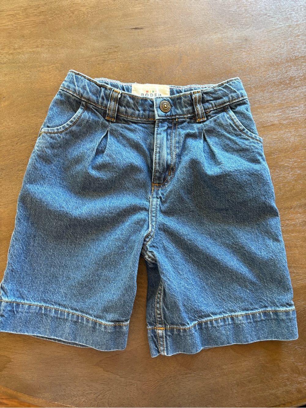 Mini Boden Girls Pleated front Denim Shorts “mom jeans” style